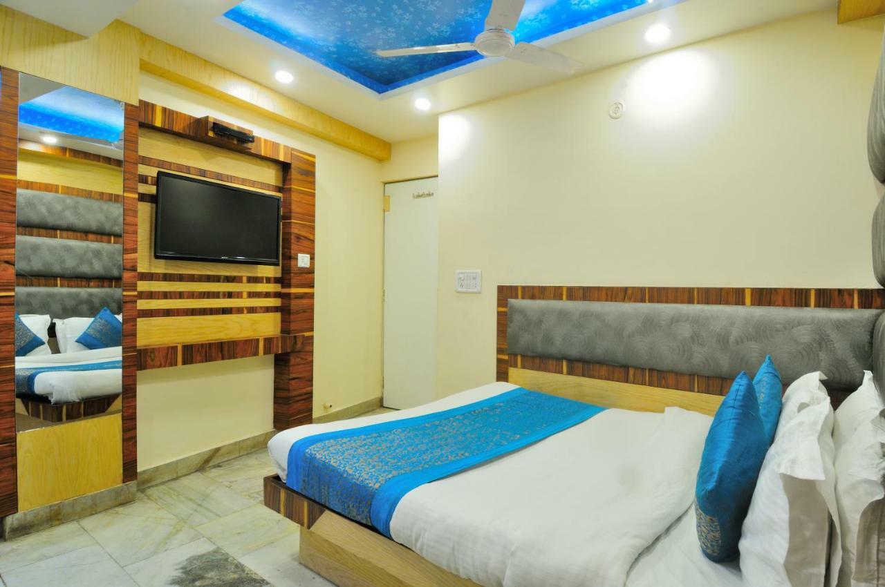 Hotel Lahorimal Deluxe Neu-Delhi Exterior foto